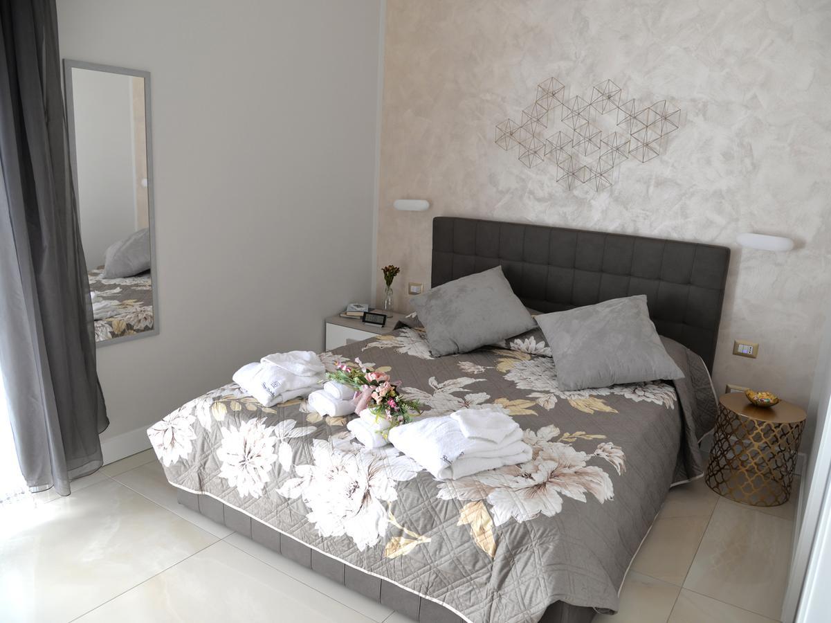 Casa Felice Suite Room Taranto Exteriör bild
