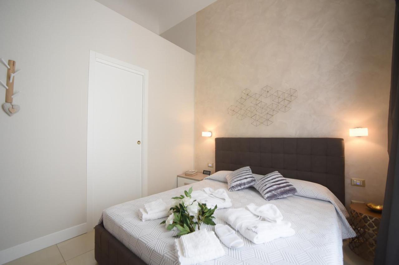 Casa Felice Suite Room Taranto Exteriör bild