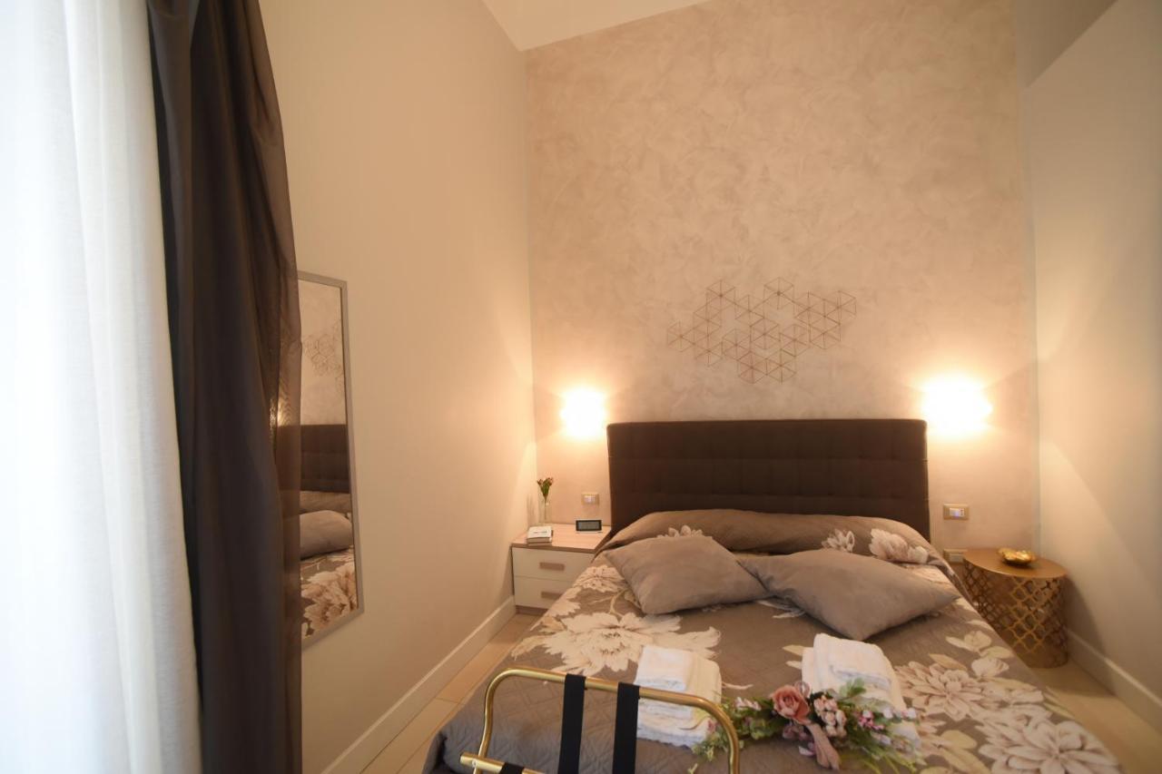 Casa Felice Suite Room Taranto Exteriör bild